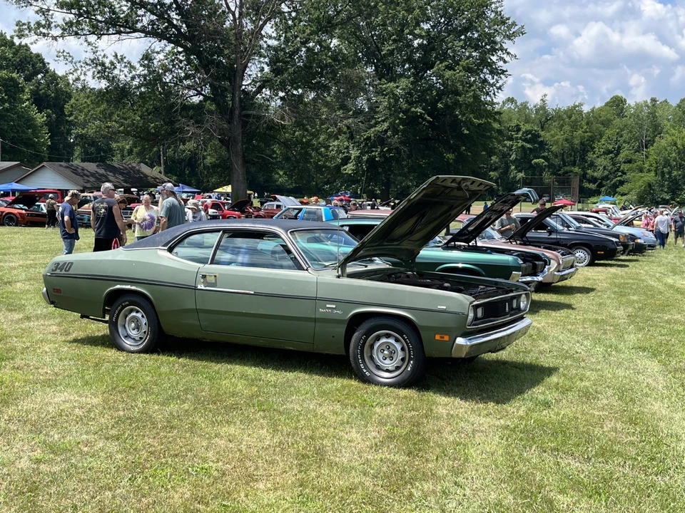 1970 Plymouth Duster - Image 2 of 19