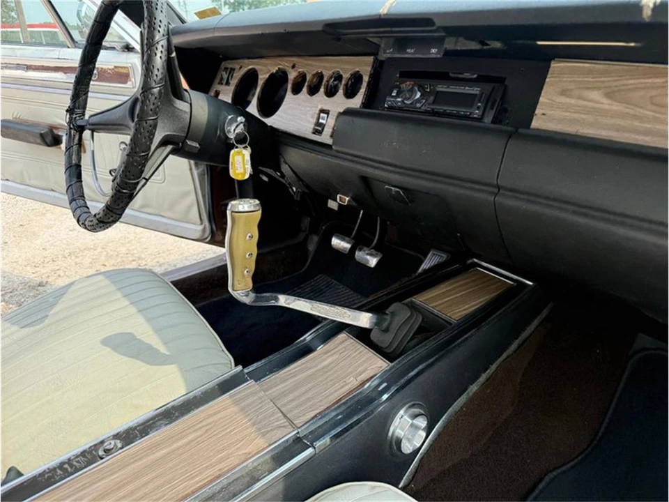1970 Plymouth GTX - Image 8 of 31