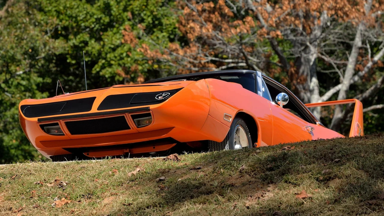1970 Plymouth Superbird - Image 15 of 30