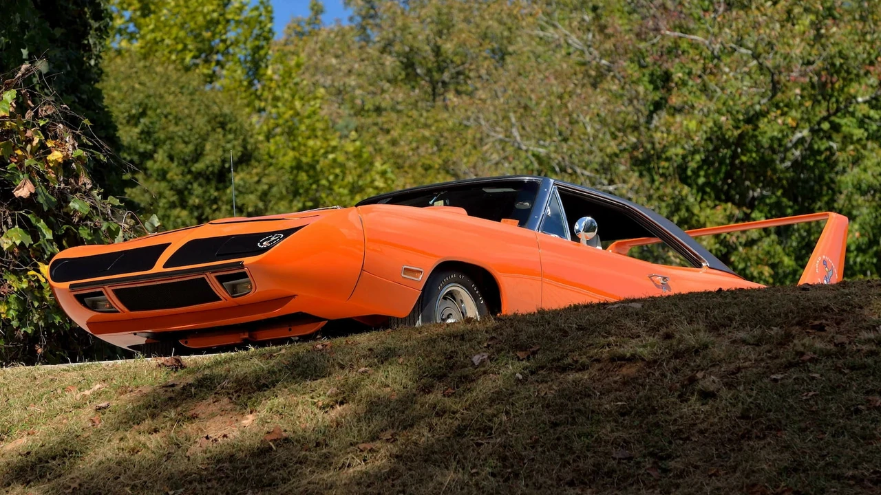 1970 Plymouth Superbird - Image 25 of 30