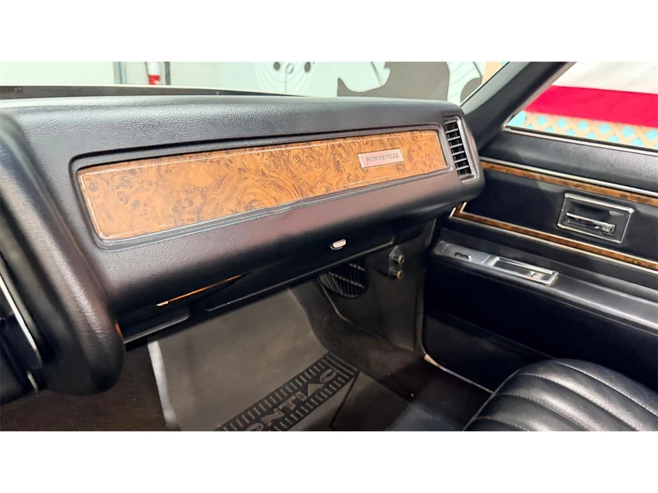 1970 Pontiac Bonneville 3rd Gen - Image 14 of 31