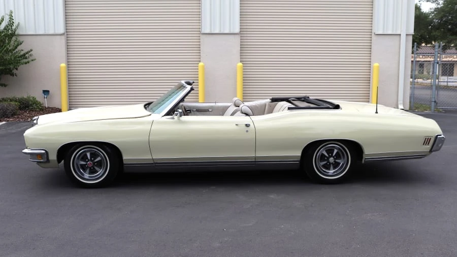 1970 Pontiac Bonneville 3rd Gen - Image 2 of 24