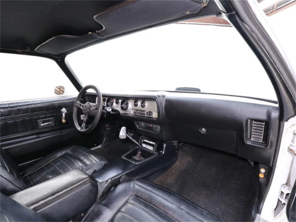 1970 Pontiac Firebird Trans Am 2nd Gen - Image 17 of 31