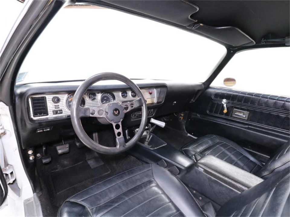 1970 Pontiac Firebird Trans Am 2nd Gen - Image 9 of 31