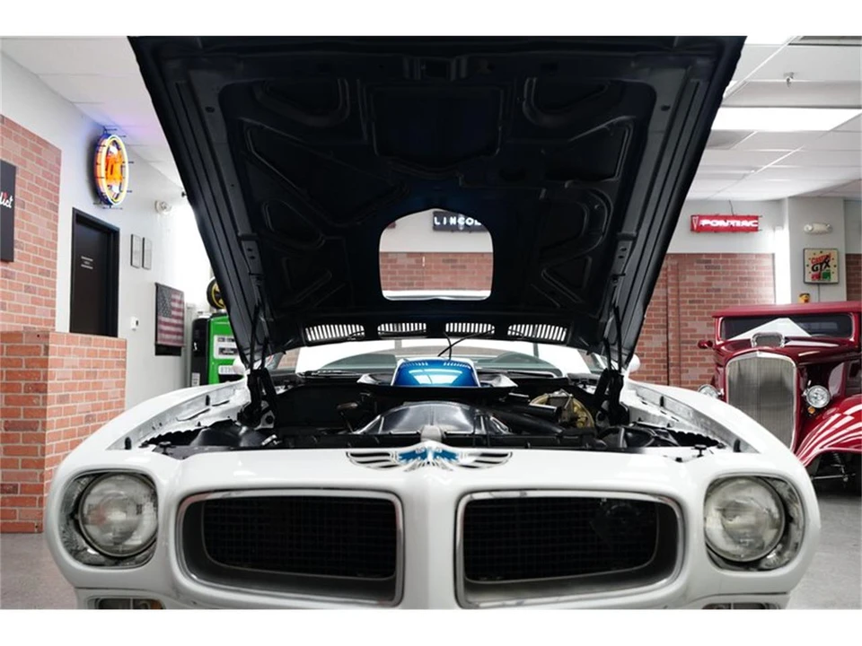 1970 Pontiac Firebird Trans Am 2nd Gen - Image 13 of 31