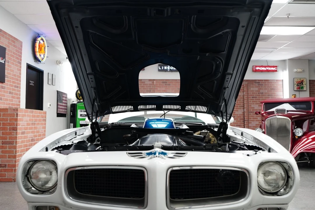 1970 Pontiac Firebird - Image 13 of 31