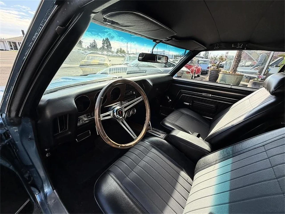 1970 Pontiac GTO 2nd Gen - Image 16 of 31