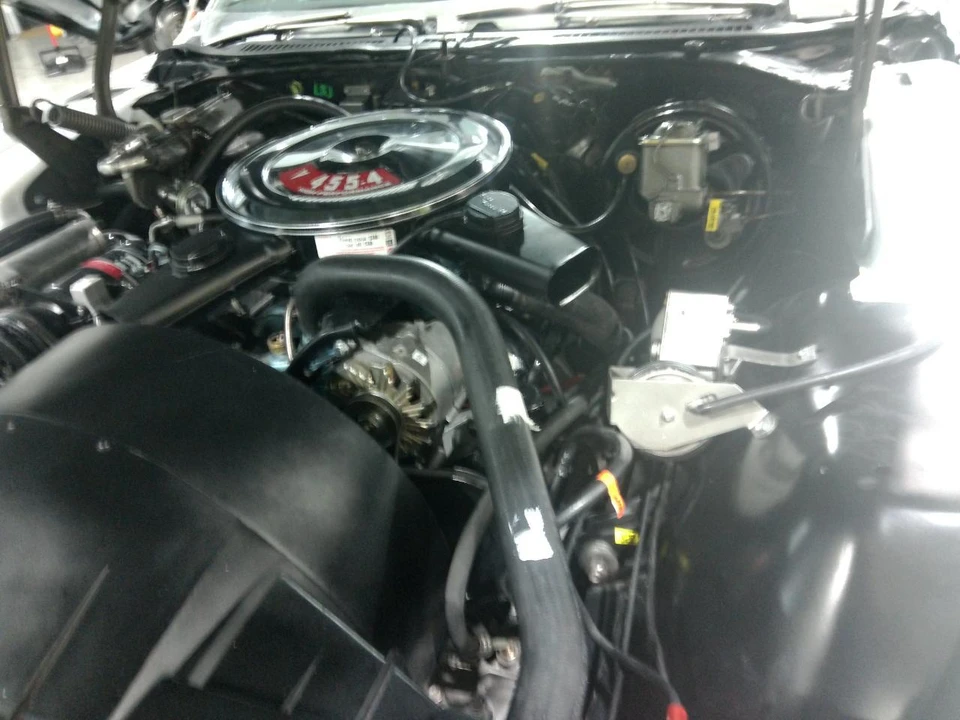1970 Pontiac Grand Prix 2nd Gen - Image 13 of 15