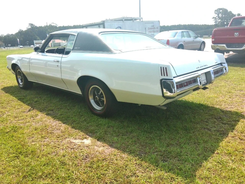 1970 Pontiac Grand Prix 2nd Gen - Image 4 of 15
