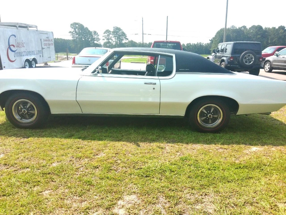 1970 Pontiac Grand Prix 2nd Gen - Image 10 of 15
