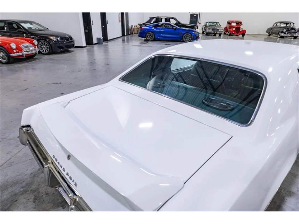 1970 Pontiac Grand Prix 2nd Gen - Image 21 of 31