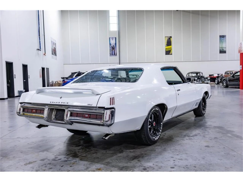 1970 Pontiac Grand Prix 2nd Gen - Image 7 of 31