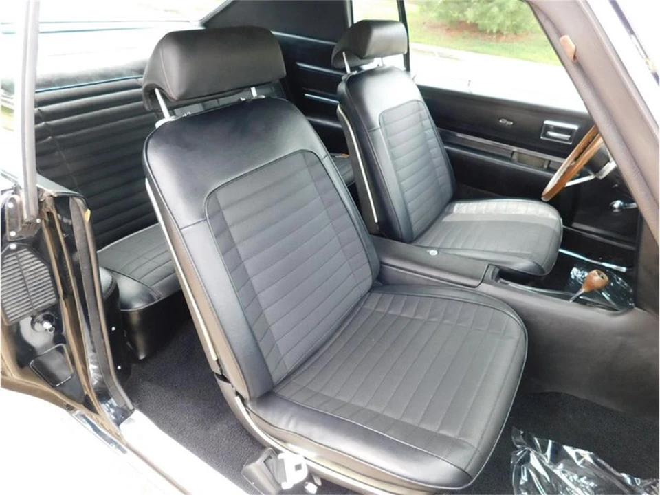1970 Pontiac Grand Prix 2nd Gen - Image 17 of 31