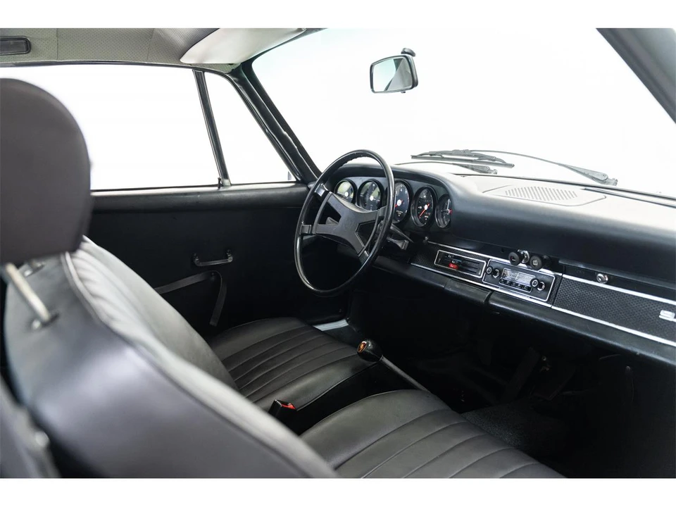 1970 Porsche 911 T F-Body LWB - Image 17 of 31