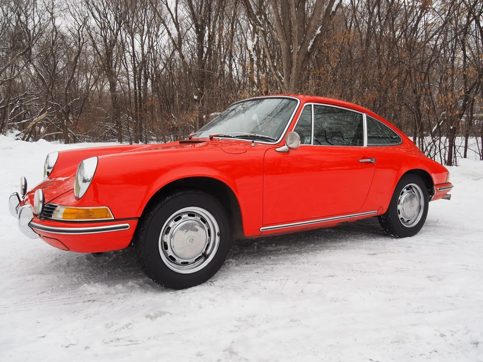 1970 Porsche 911 T F-Body LWB - Image 2 of 31