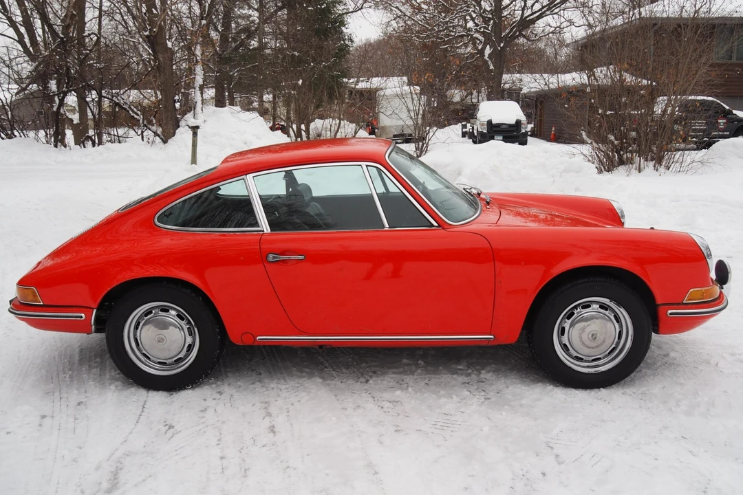 1970 Porsche 911 T F-Body LWB - Image 15 of 31
