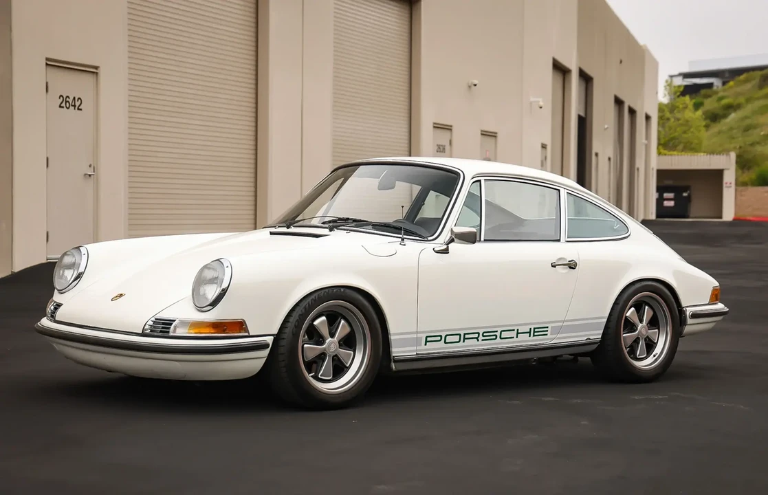 1970 Porsche 911 T F-Body LWB - Image 3 of 6