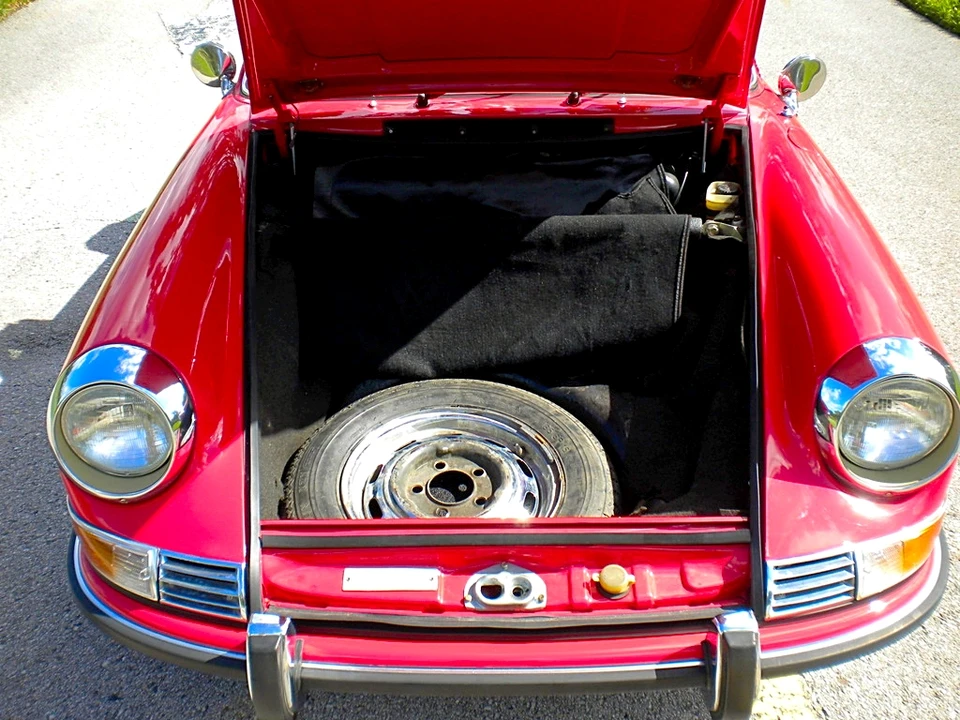 1970 Porsche 911 T F-Body LWB - Image 24 of 31