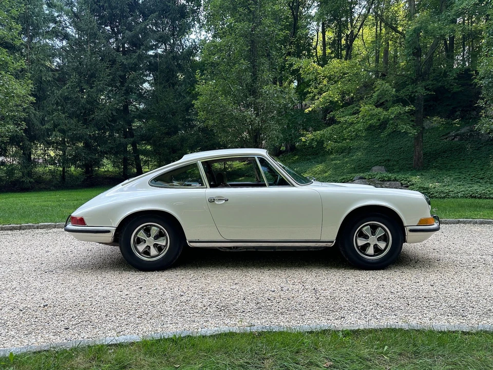 1970 Porsche 911 T F-Body LWB - Image 4 of 12
