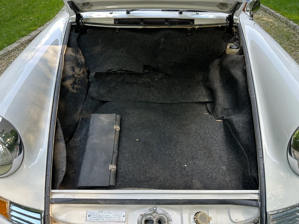 1970 Porsche 911 T F-Body LWB - Image 9 of 12