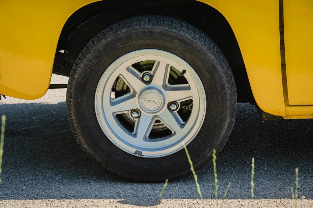 1970 Renault 8 Gordini - Image 13 of 31