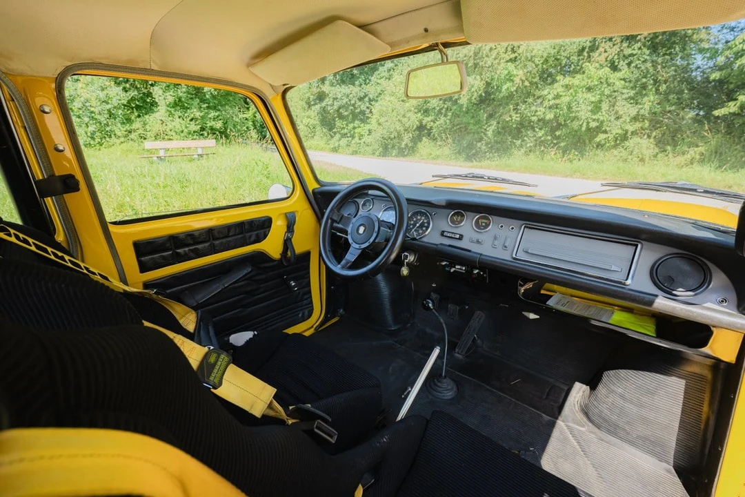 1970 Renault 8 Gordini - Image 17 of 31