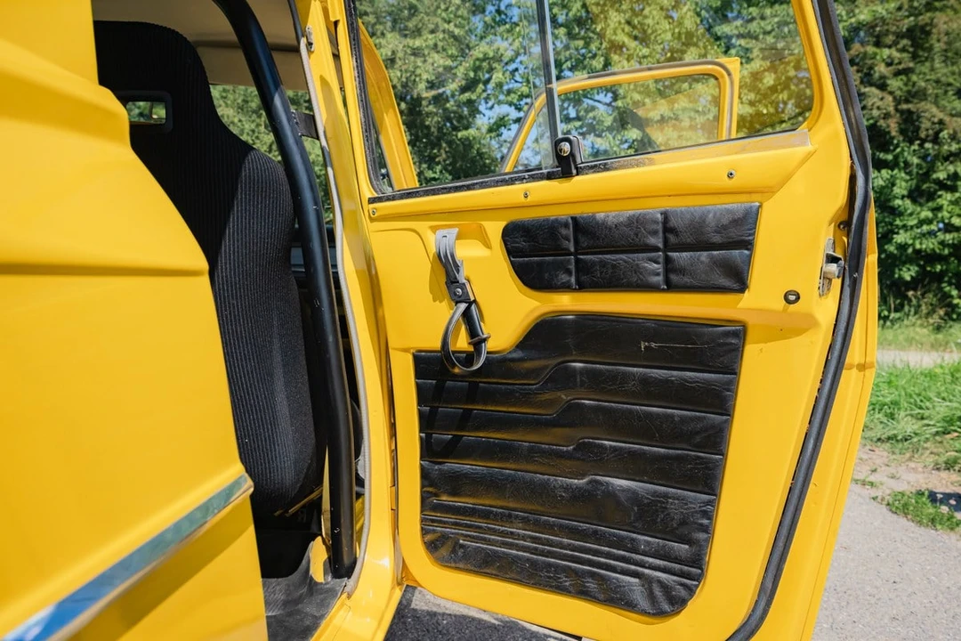 1970 Renault 8 Gordini - Image 18 of 31