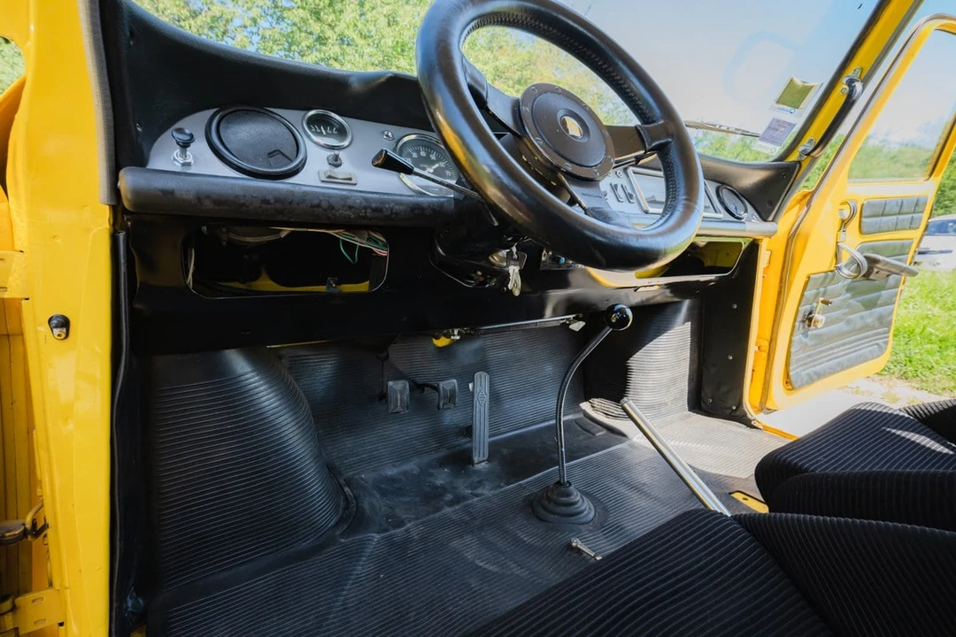 1970 Renault 8 Gordini - Image 23 of 31
