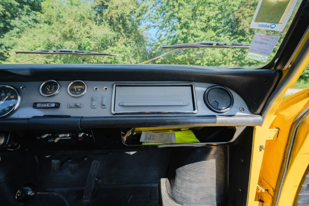 1970 Renault 8 Gordini - Image 27 of 31