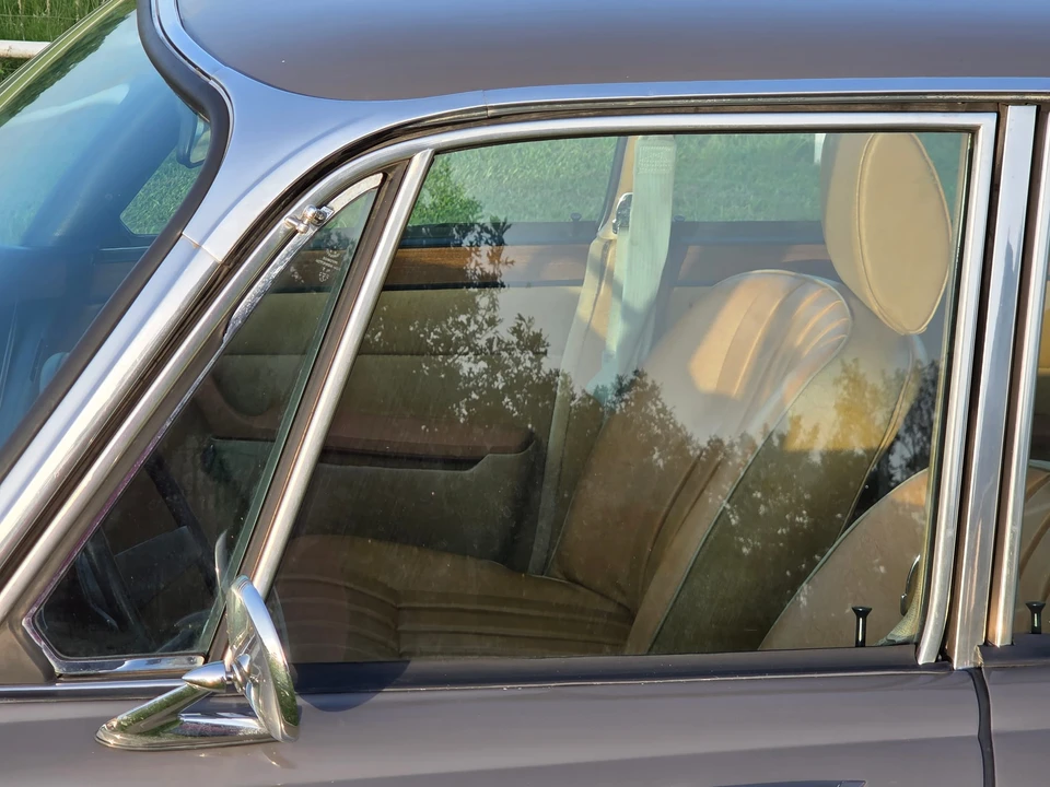 1970 Rover - Image 23 of 31