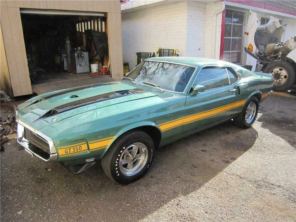 1970 Shelby GT350 - Image 2 of 4