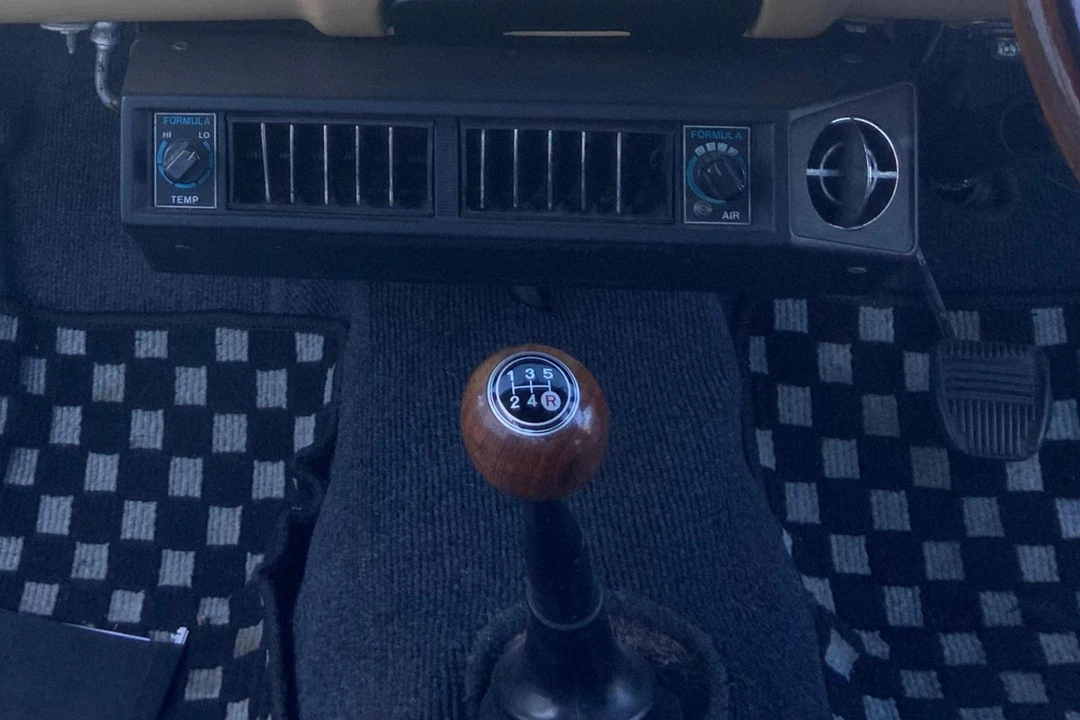 1970 Toyota Corolla 2nd Gen - Image 30 of 31