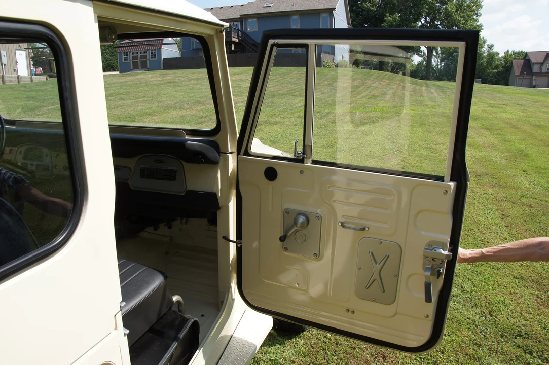 1970 Toyota J40 Land Cruiser - Image 31 of 31