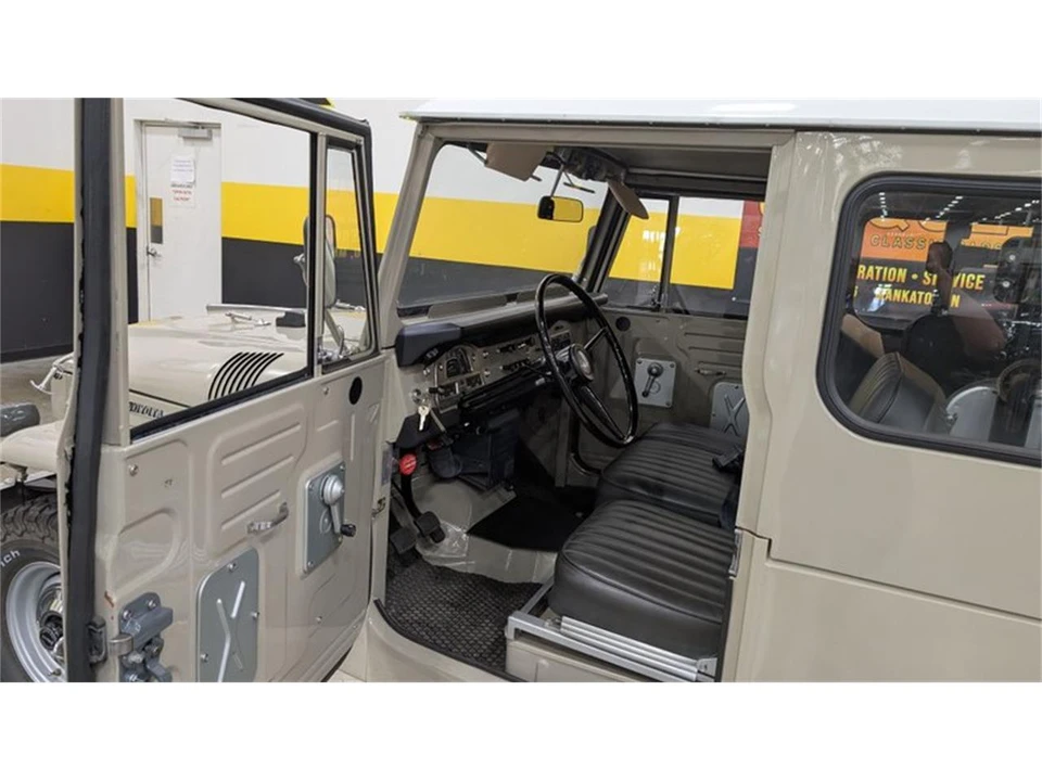 1970 Toyota J40 Land Cruiser - Image 7 of 9