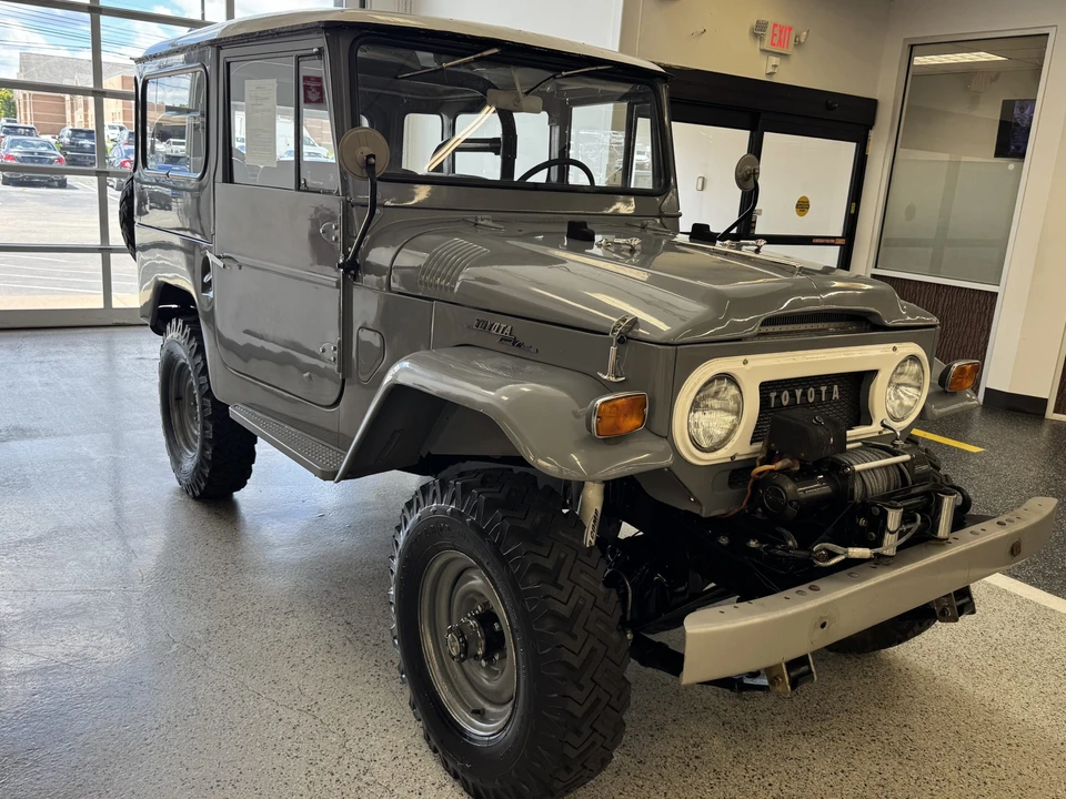 1970 Toyota - Image 2 of 31