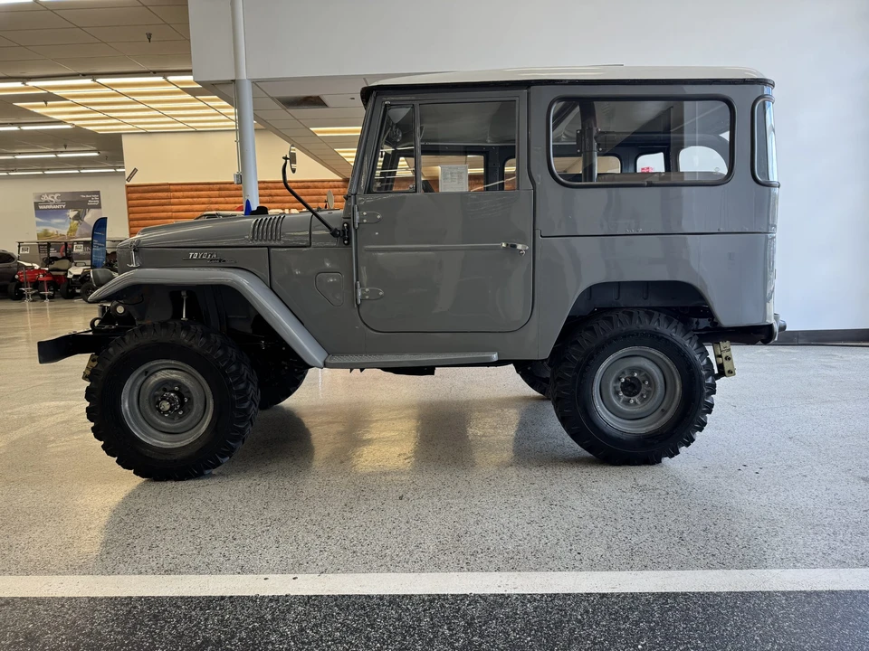 1970 Toyota - Image 4 of 31