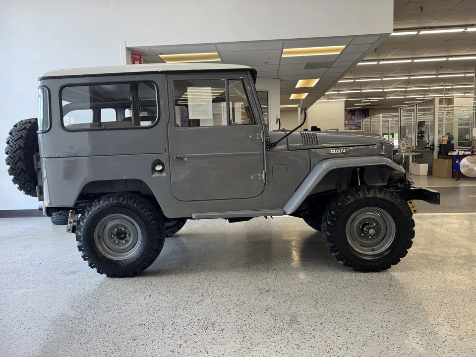1970 Toyota - Image 12 of 31