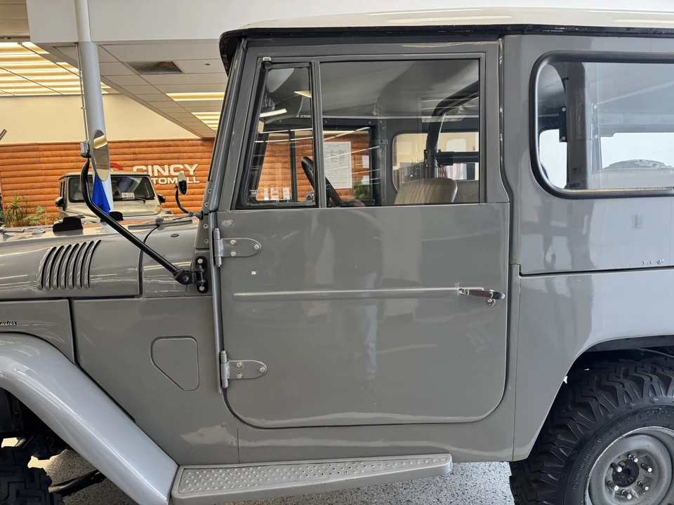 1970 Toyota - Image 17 of 31