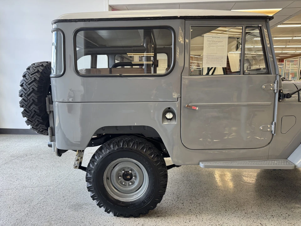1970 Toyota - Image 13 of 31