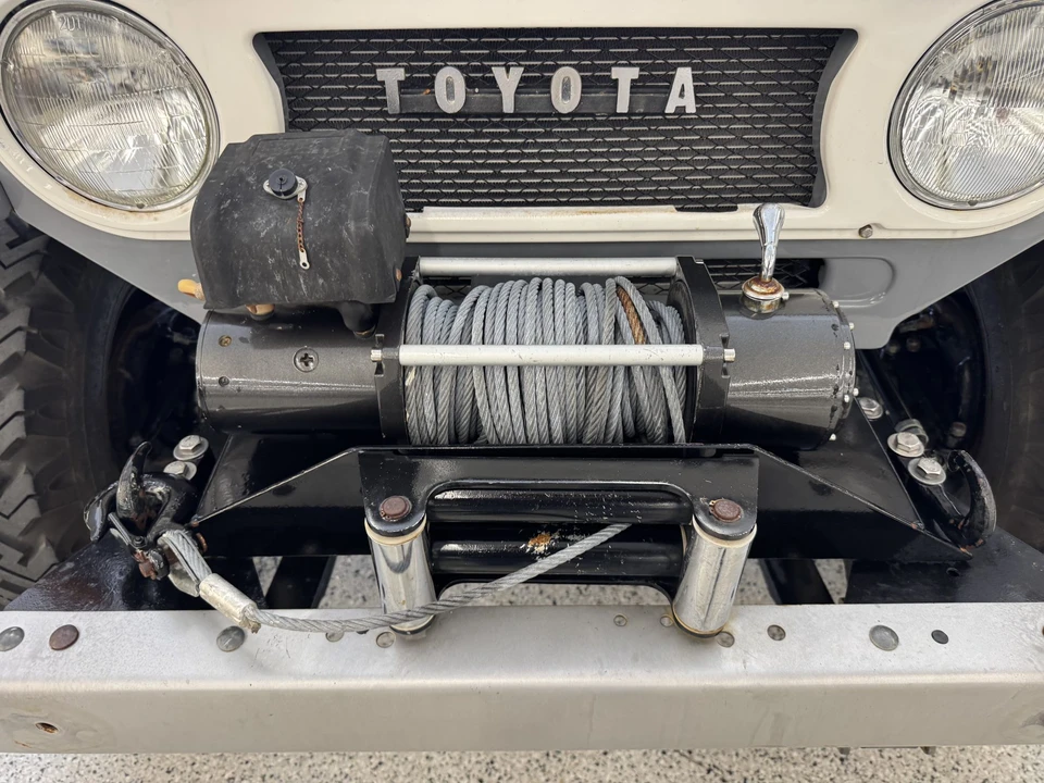 1970 Toyota - Image 25 of 31