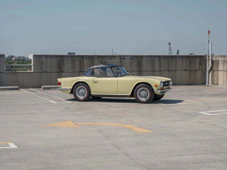 1970 Triumph TR6 - Image 10 of 31