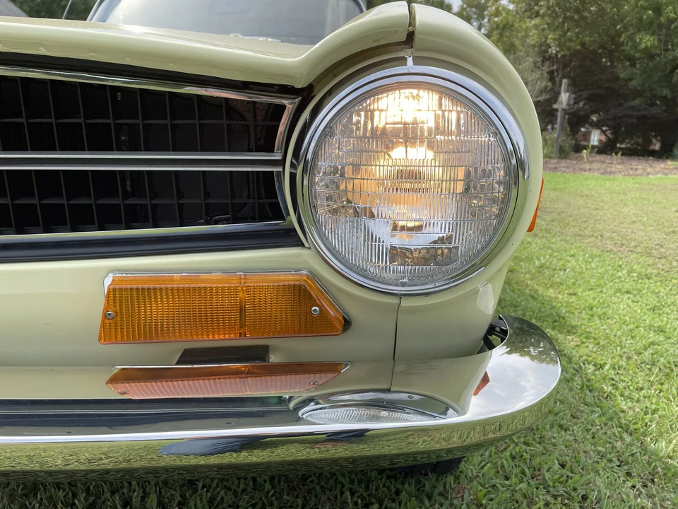 1970 Triumph TR6 CF Injected - Image 19 of 31