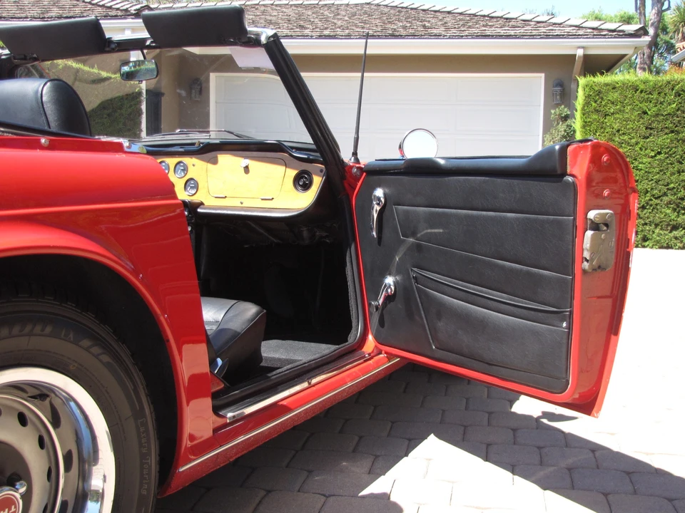 1970 Triumph TR6 (US-spec) - Image 16 of 31