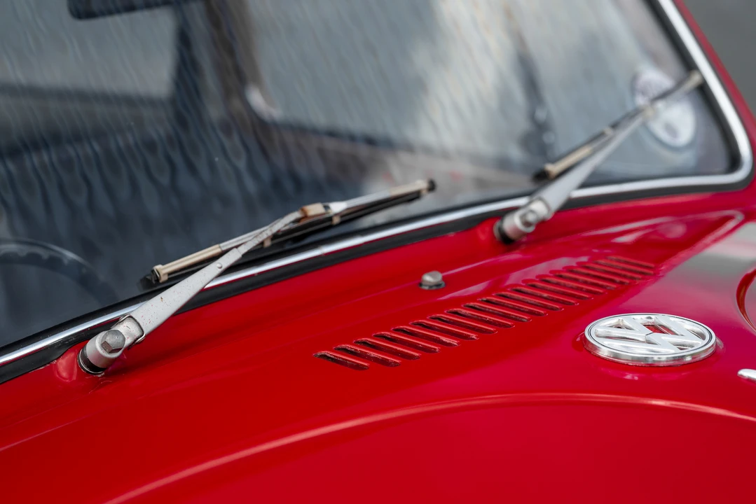 1970 Volkswagen Super Beetle - Image 16 of 31