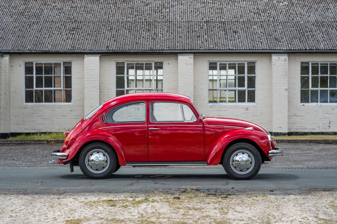 1970 Volkswagen Super Beetle - Image 9 of 31
