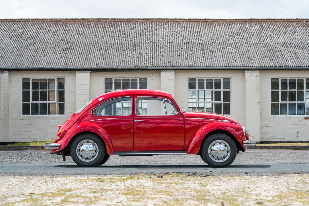 1970 Volkswagen Super Beetle - Image 11 of 31