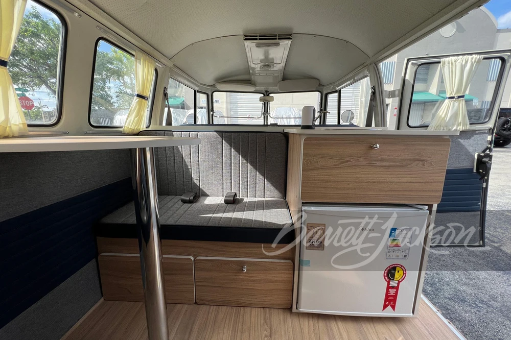 1970 Volkswagen Split-Window Camper - Image 2 of 9