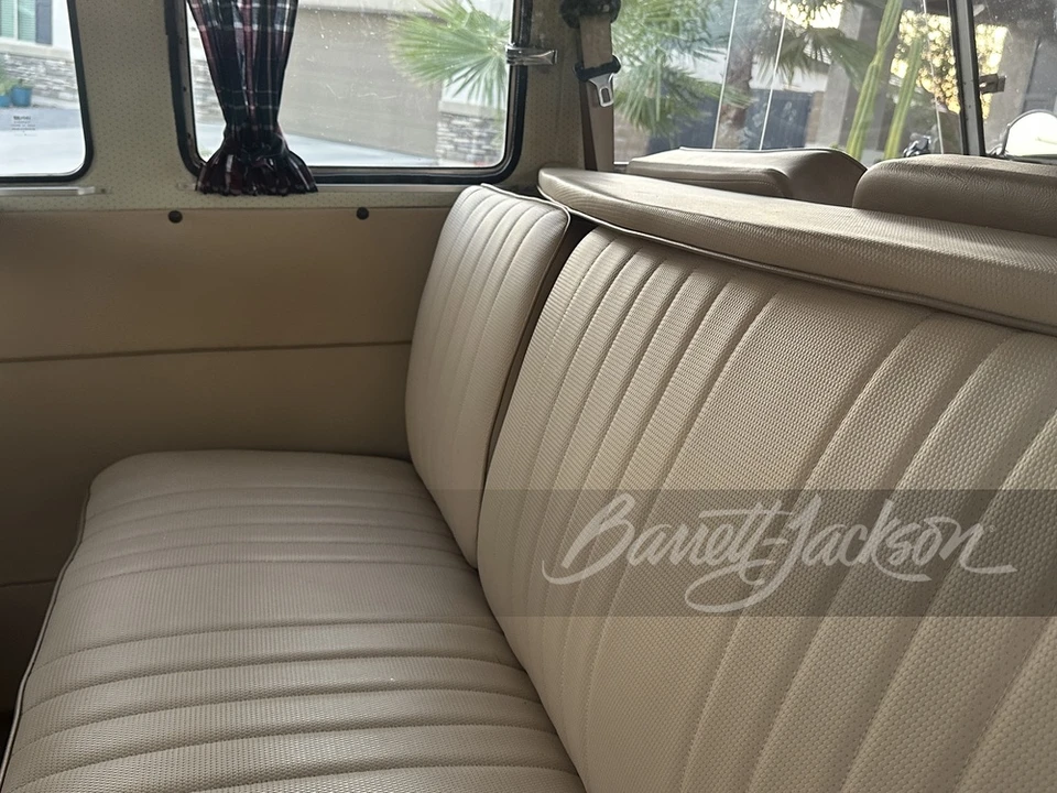 1970 Volkswagen Split-Window Bus - Image 9 of 14
