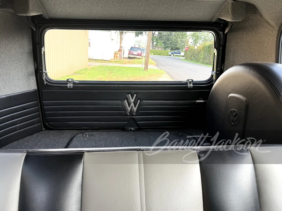 1970 Volkswagen Karmann Ghia - Image 8 of 23
