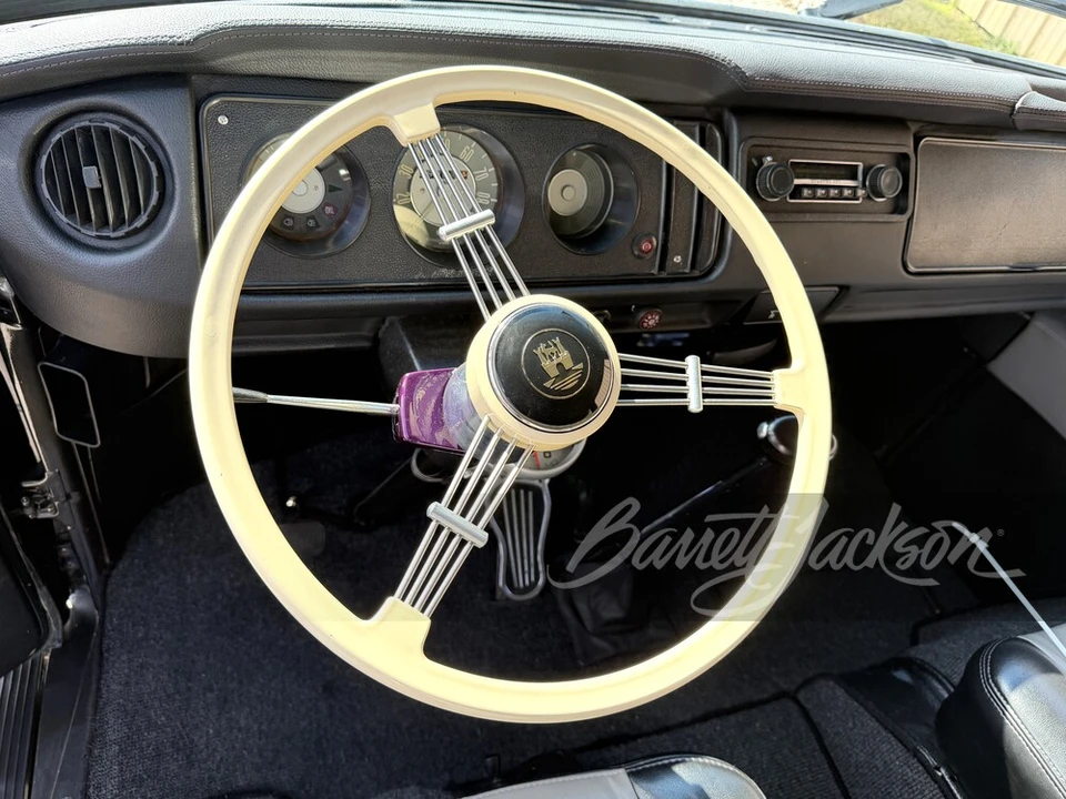 1970 Volkswagen Karmann Ghia - Image 11 of 23